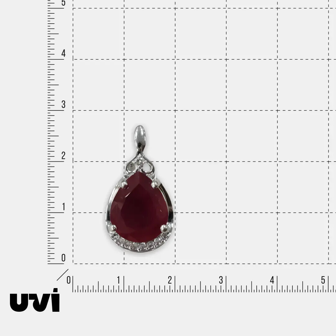 Серебряная подвеска с рубином